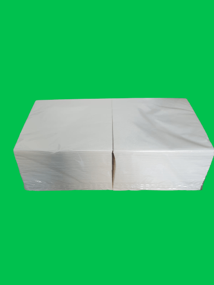 Servetele albe doua straturi 33x33 250 buc/set